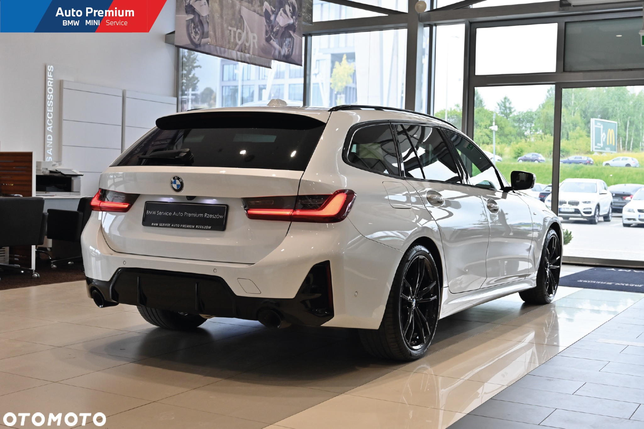 BMW Seria 3 320d Touring xDrive M Sport - 17