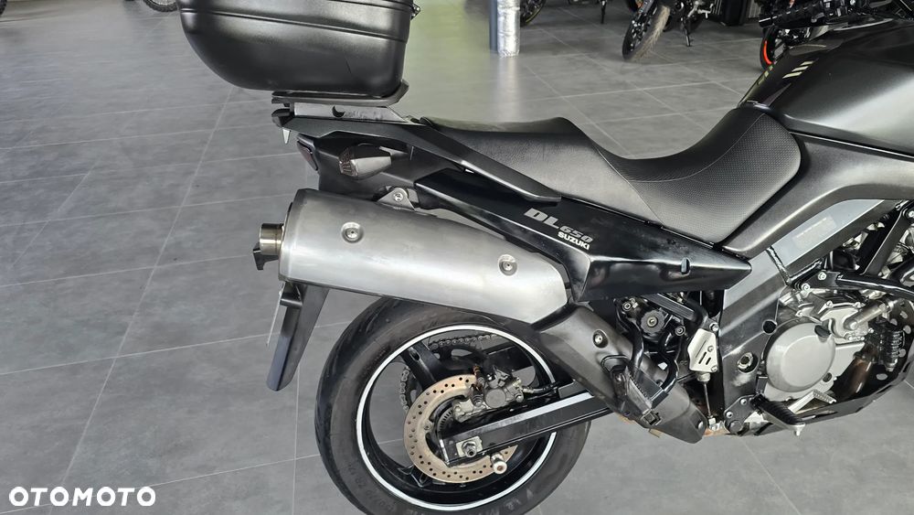 Suzuki V-STROM - 32