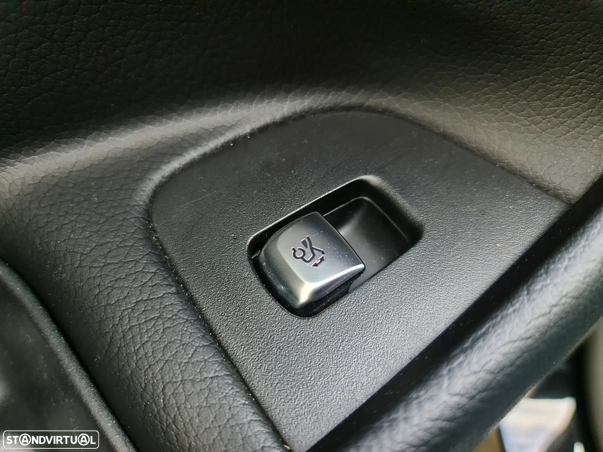 Mercedes-Benz E 300 de Avantgarde - 22
