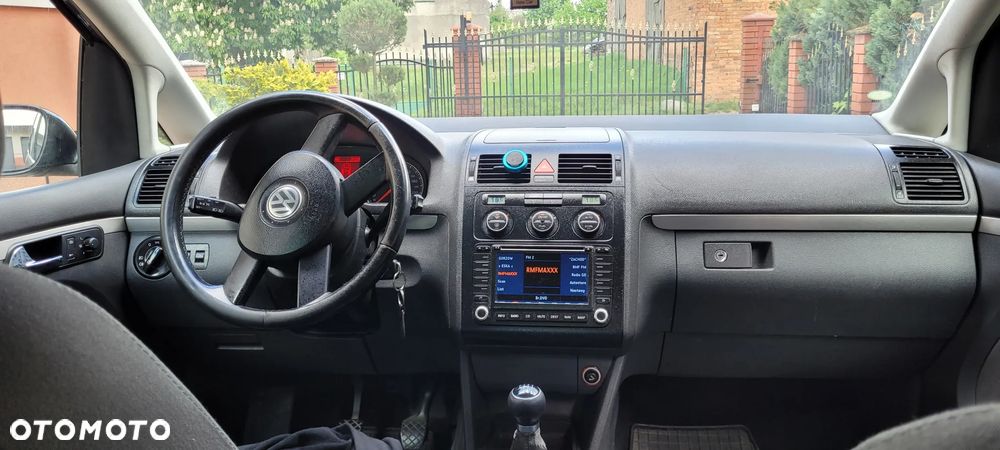 Volkswagen Touran 2.0 TDI DPF Trendline - 1