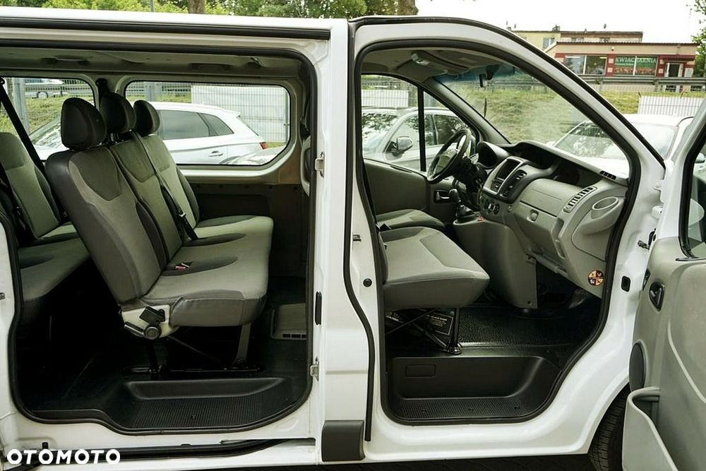 Renault Trafic - 19