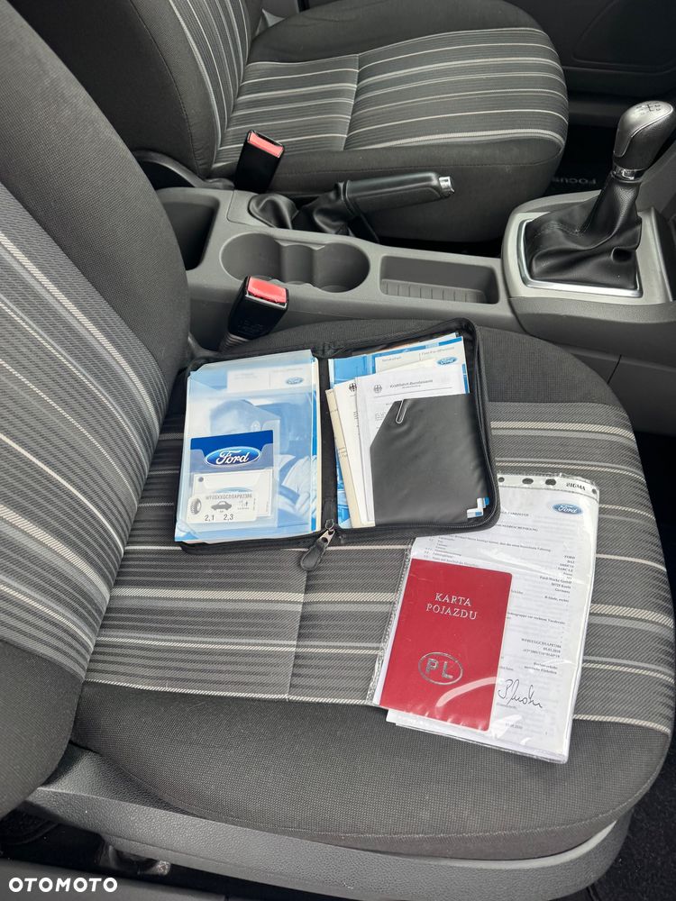 Ford Focus 1.6 Ambiente - 27