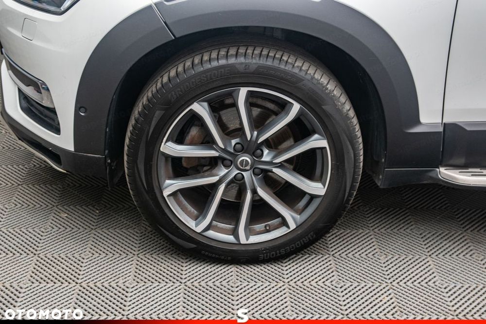 Volvo XC 90 - 32