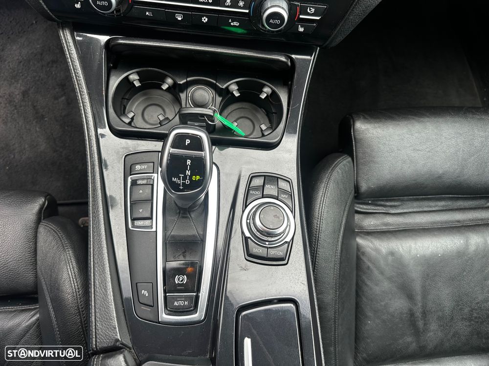 BMW 520 d Line Luxury Auto - 36