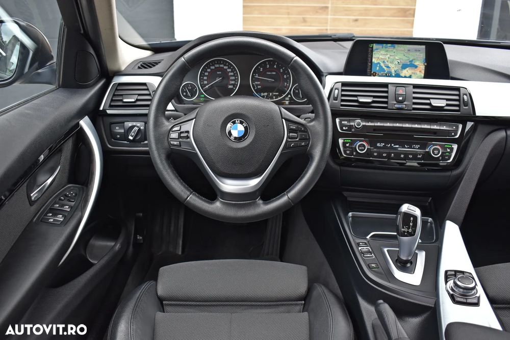 BMW Seria 3 320i Aut. Sport Line - 6