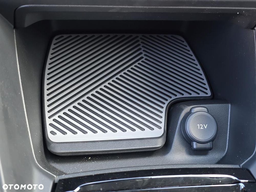 Citroën C4X 1.2 mHEV Plus eDCT6 - 20