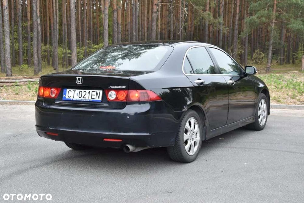 Honda Accord 2.0 Executive - 7