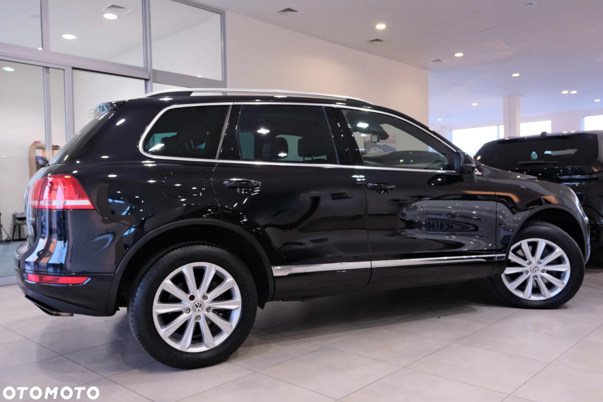 Volkswagen Touareg 3.0 Hybrid Automatik - 8