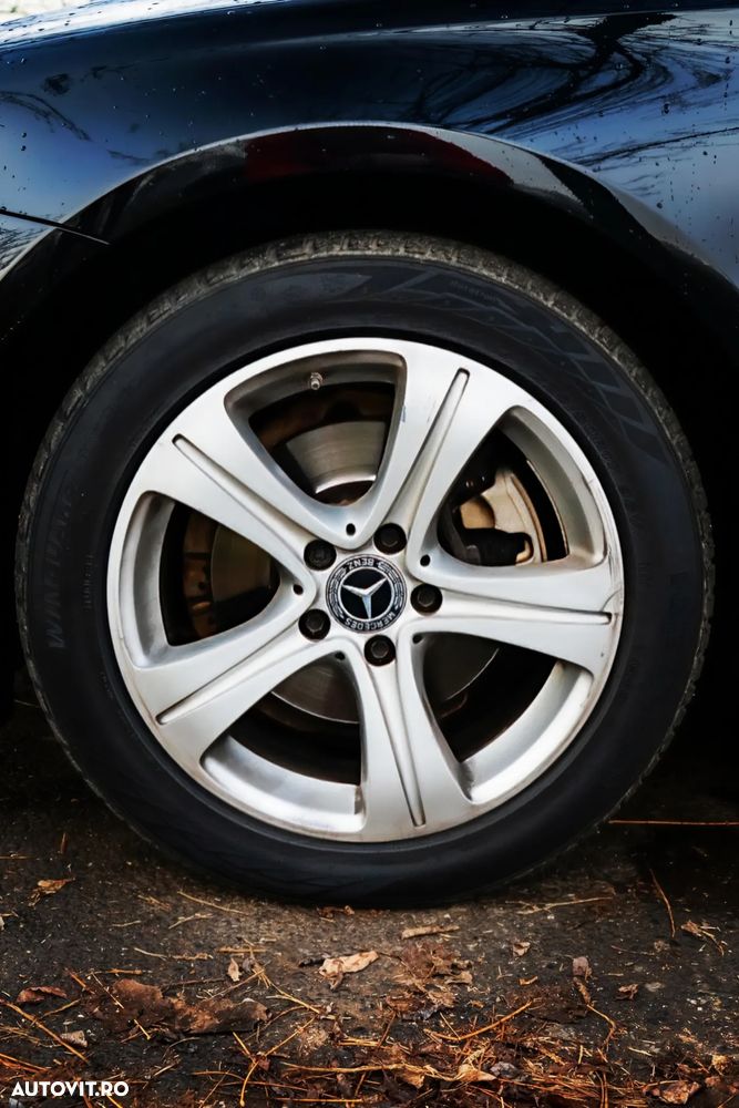 Mercedes-Benz E - 15