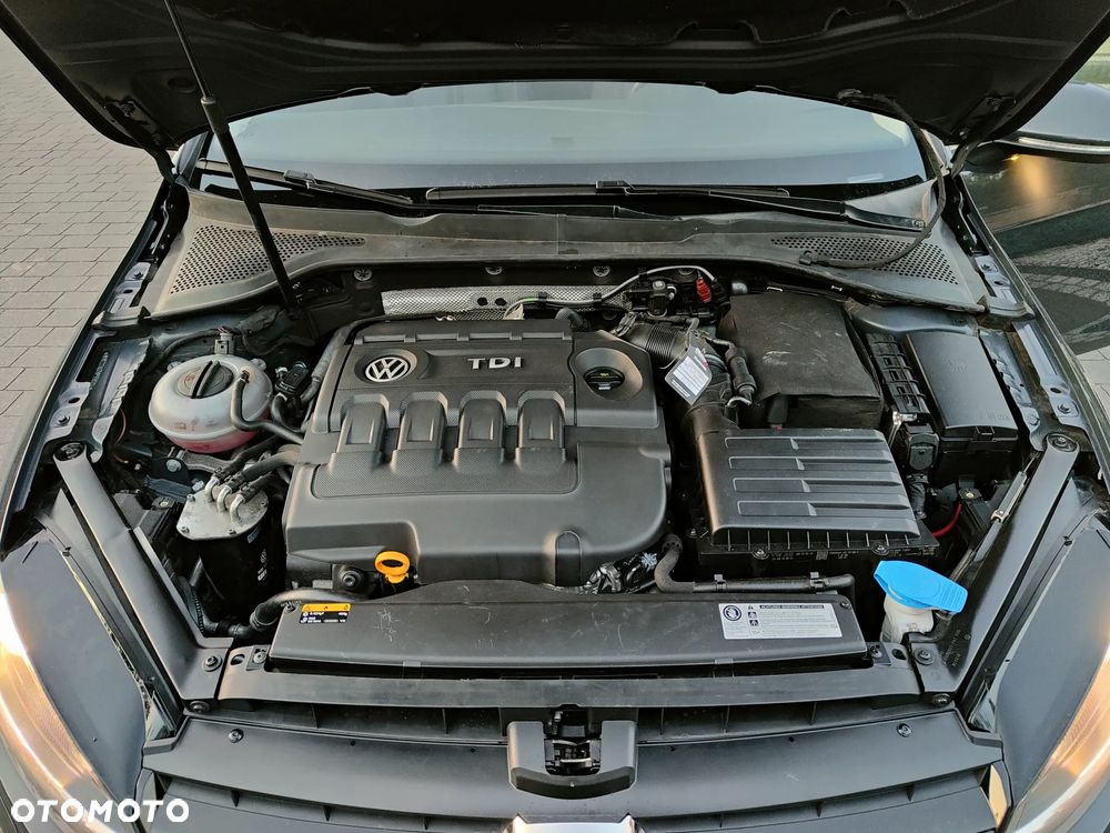 Volkswagen Golf Variant 2.0 TDI SCR Comfortline - 24