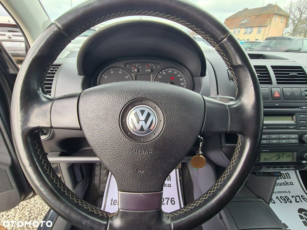 Volkswagen Polo 1.6 Trendline - 14