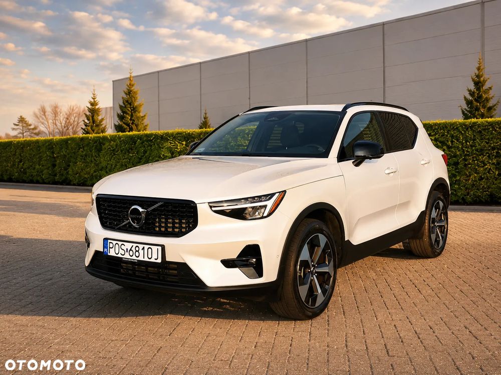 Volvo XC 40 B5 B AWD Ultimate Dark - 2