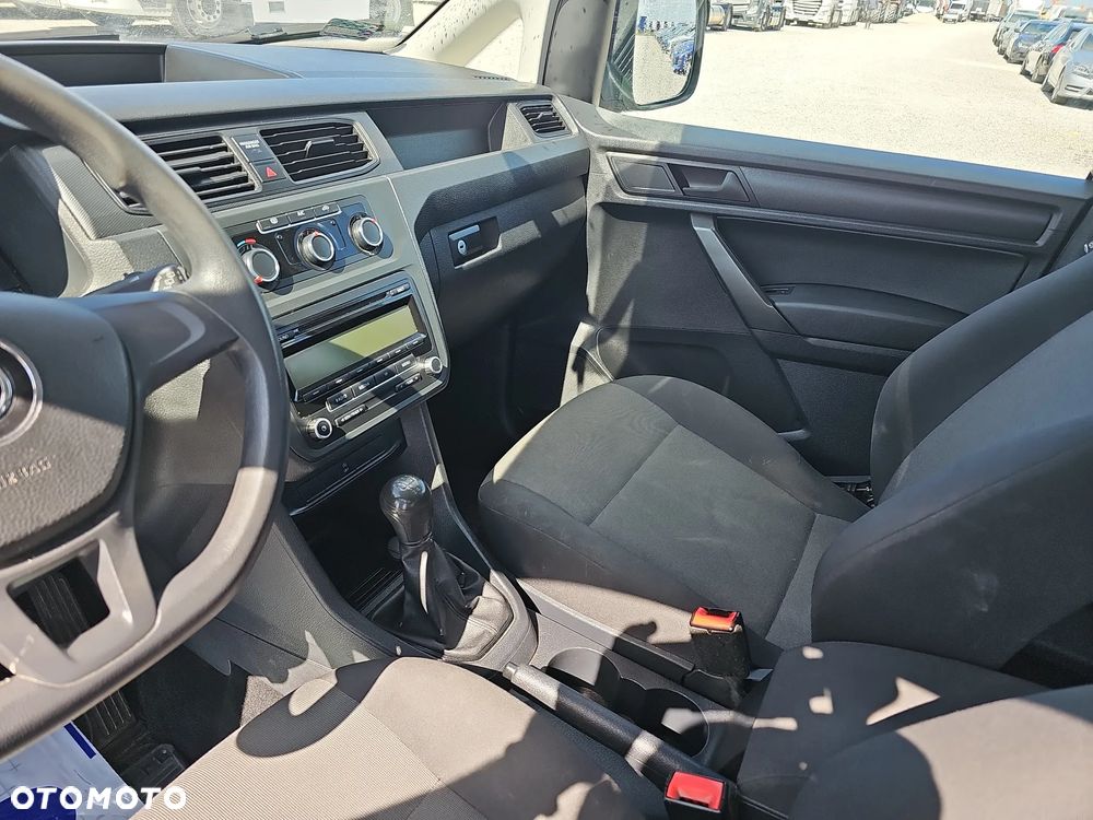 Volkswagen Caddy - 17