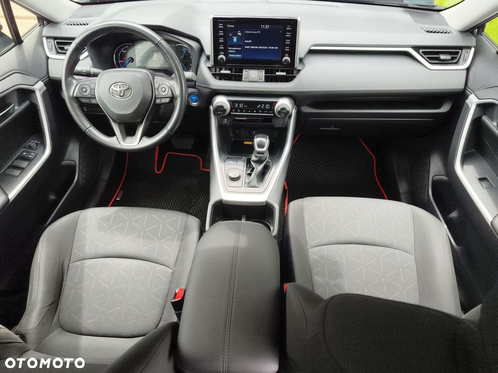 Toyota RAV4 - 11