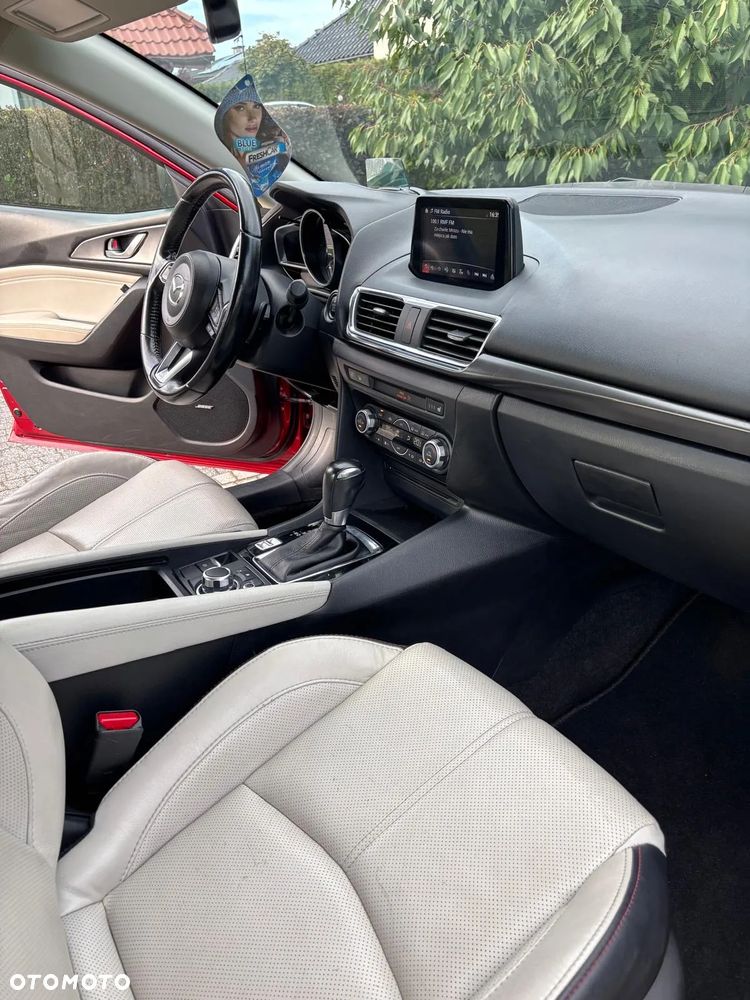 Mazda 3 - 6