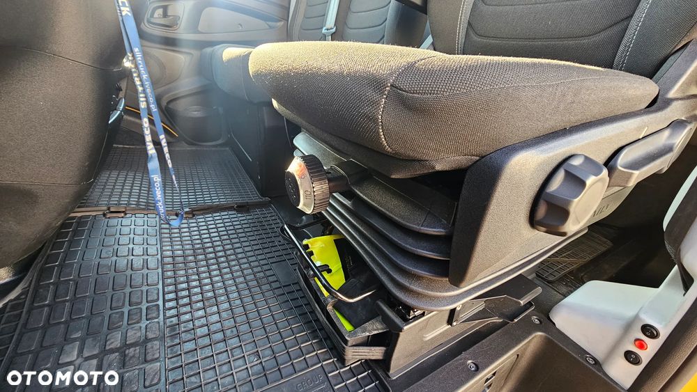 Iveco Daily 70C18 - 21