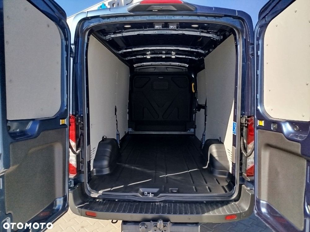 Ford Transit - 13