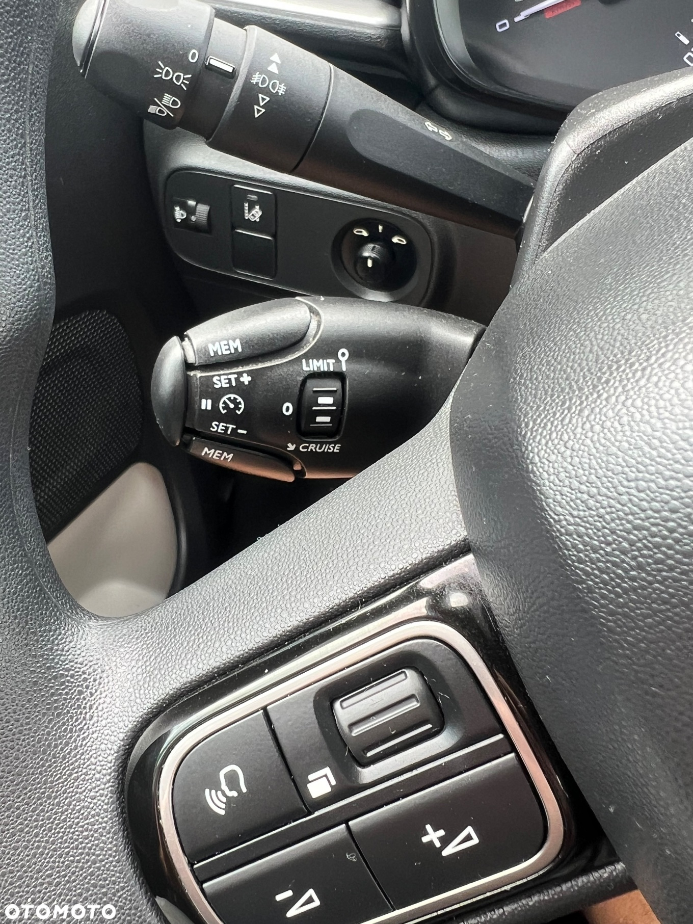 Citroën C3 1.2 PureTech GPF Shine - 15