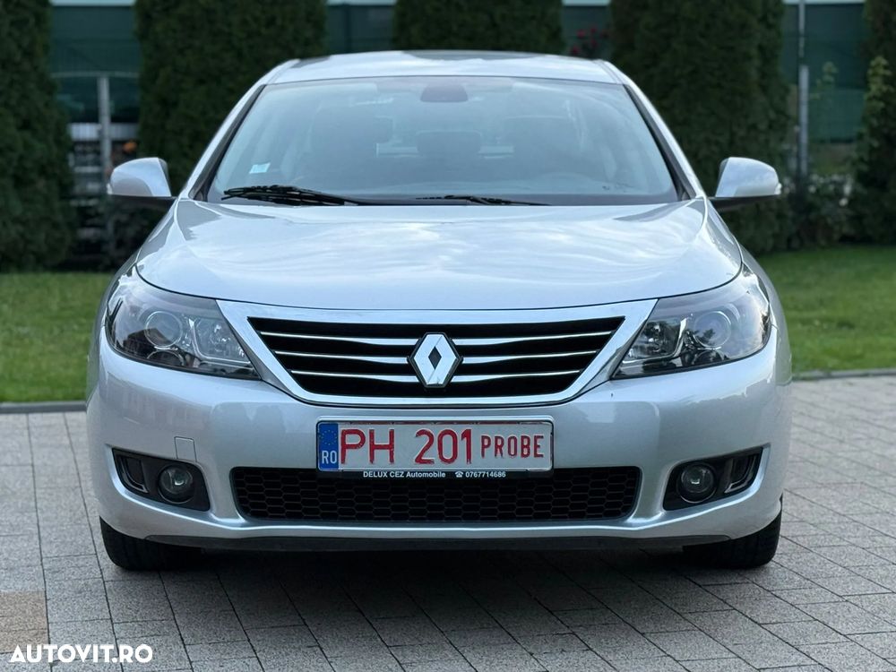 Renault Latitude 2.0 dCi Luxury - 15