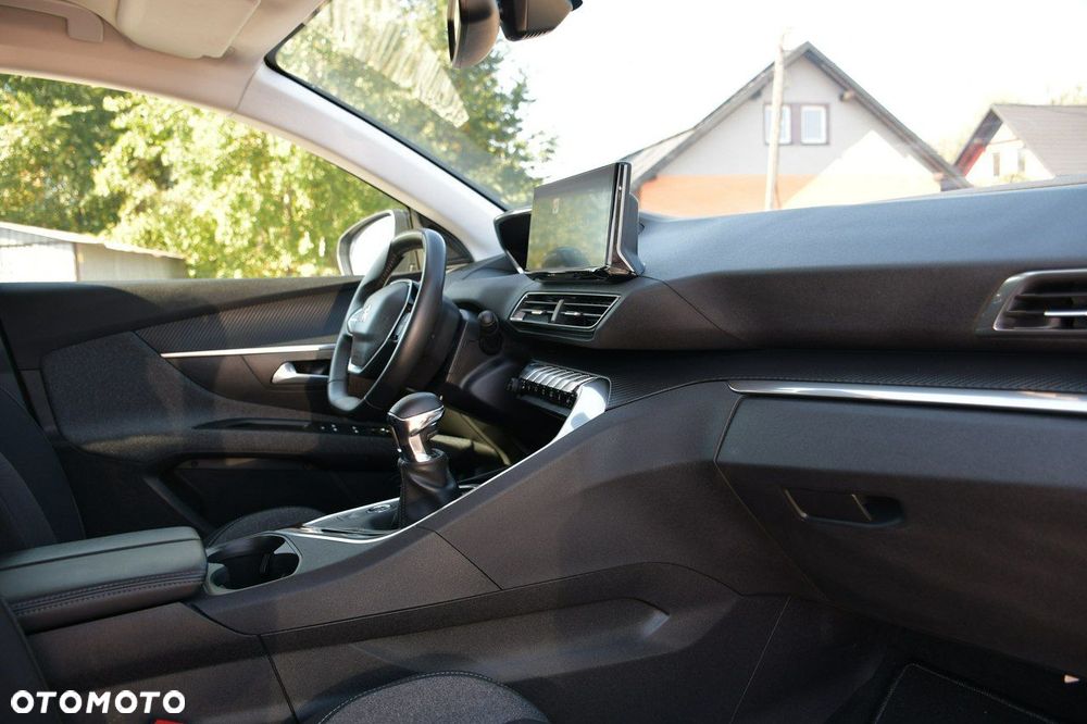 Peugeot 3008 1.2 PureTech Active Pack S&S - 23