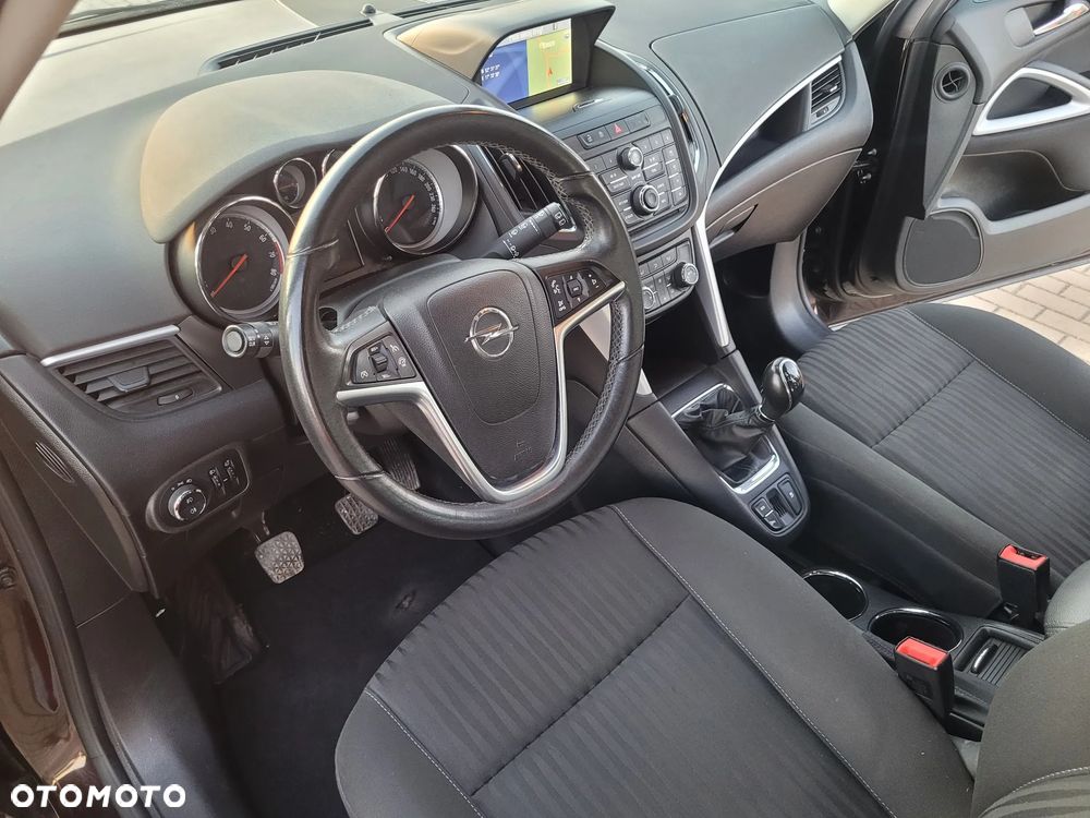 Opel Zafira Tourer 1.4 Turbo Business Innovation - 10