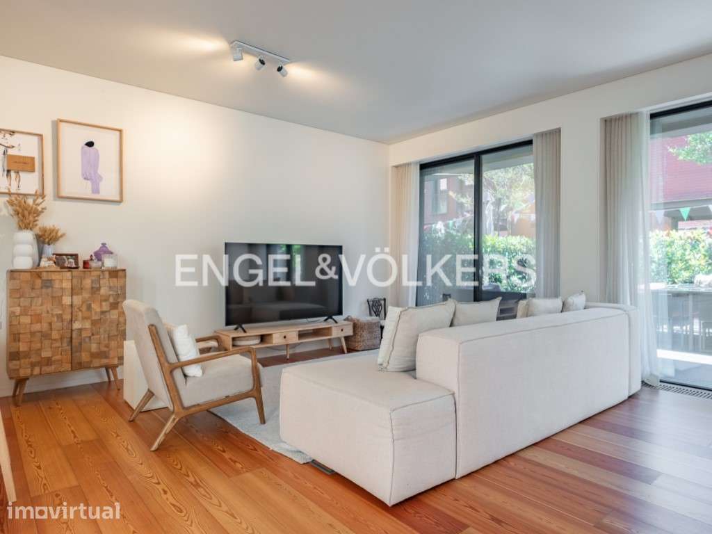 Moradia T4 em prestigiado condominio privado - Grande imagem: 2/35