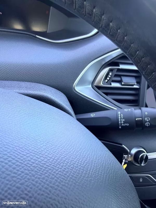 Peugeot 308 1.5 BlueHDi Style - 21