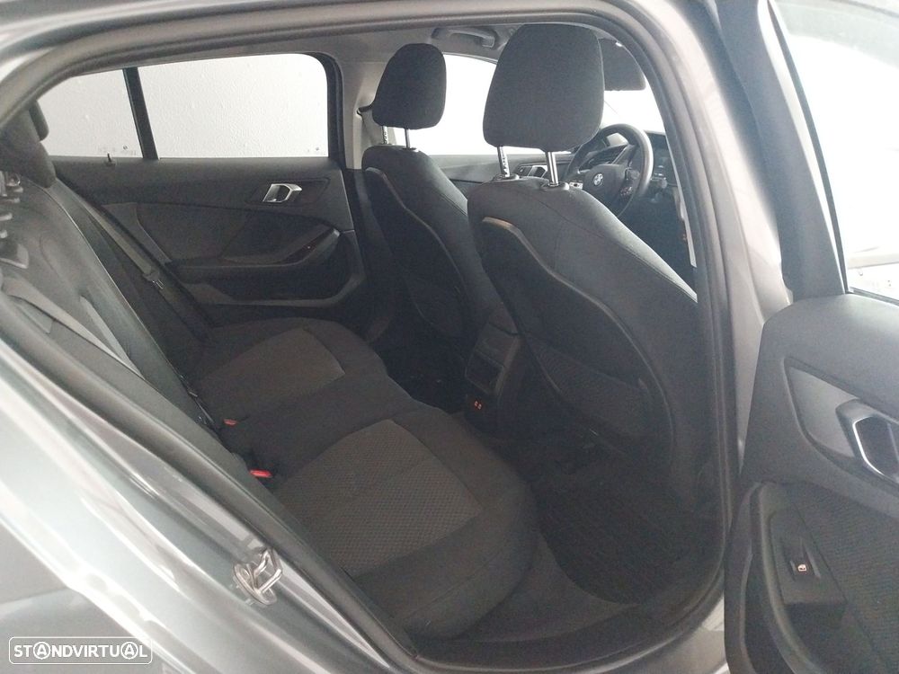 BMW 116 d Auto - 9