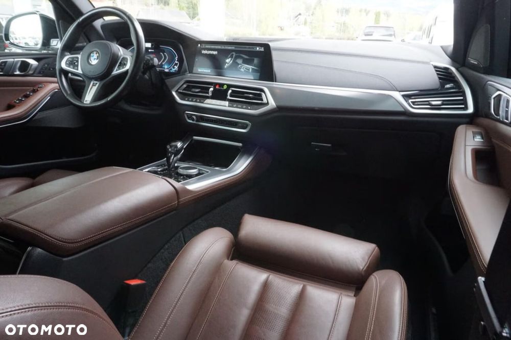 BMW X5 xDrive45e - 18
