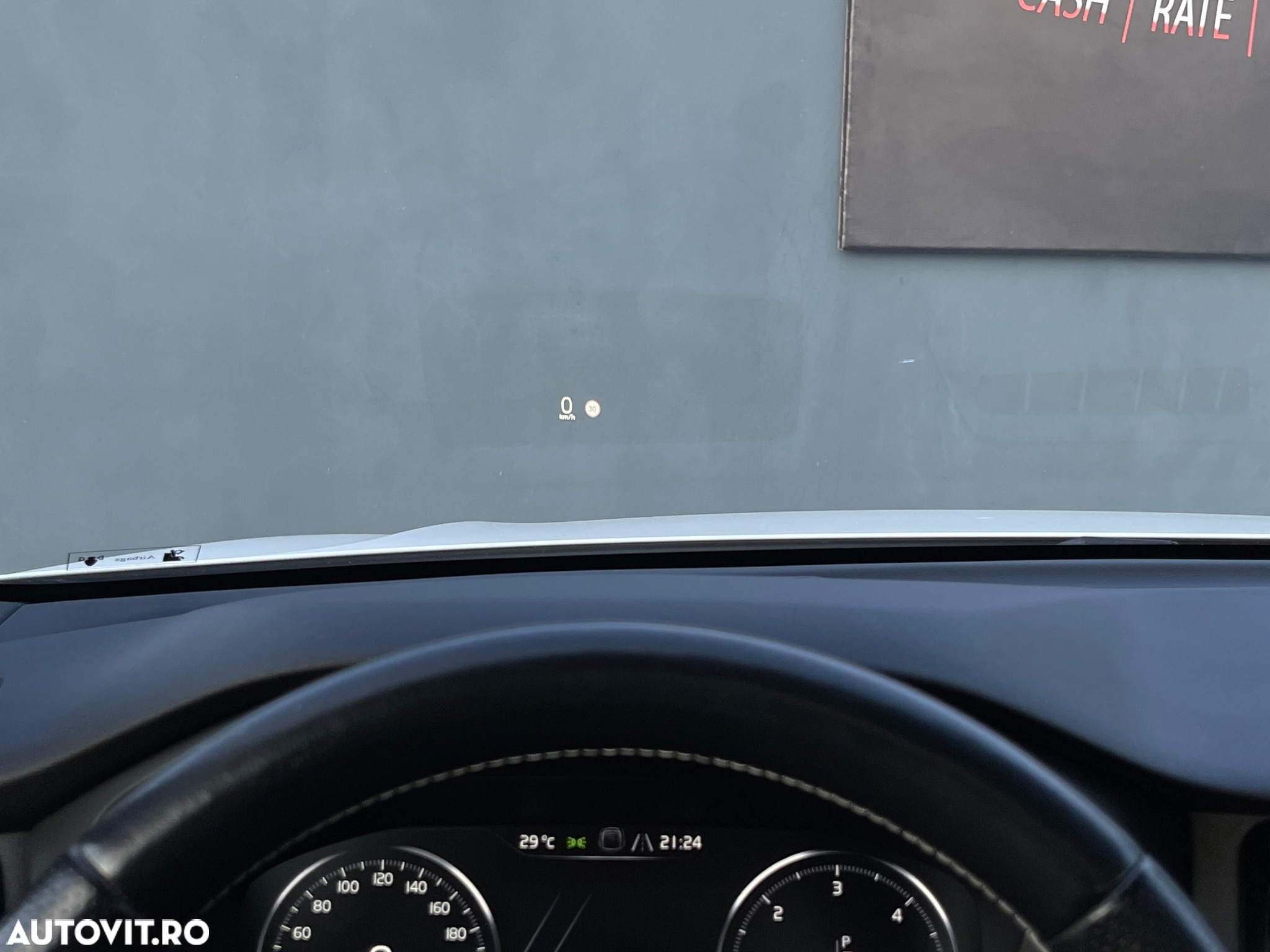 Volvo XC 60 D4 AWD R-Design - 9