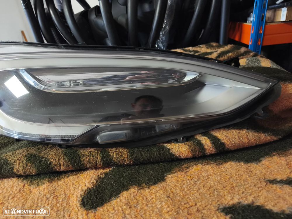 Farol direito full Led Tesla modelo S facelift - 6