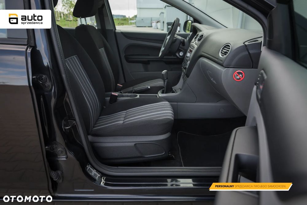 Ford Focus 1.6 Trend - 29
