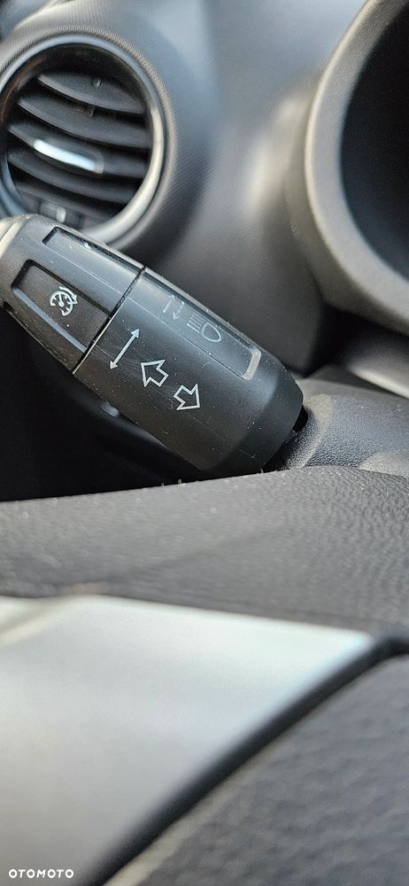 Opel Corsa 1.4 16V 150 Jahre - 27