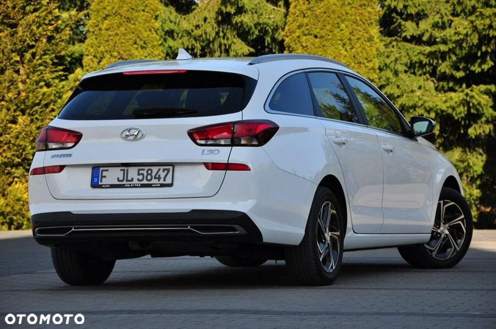 Hyundai i30 1.6 CRDI DCT EDITION 30+ - 17