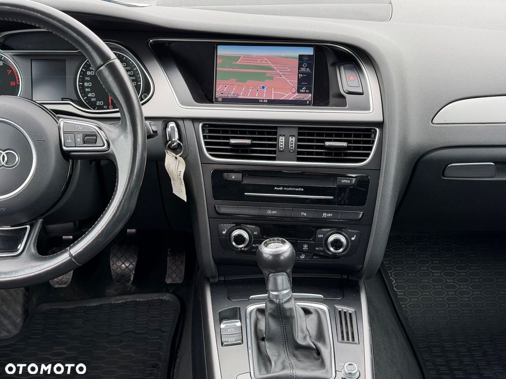 Audi A4 Limousine - 27