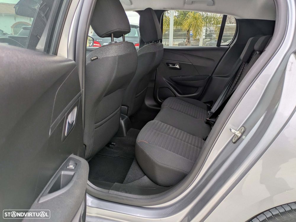 Peugeot 208 1.2 PureTech Active Pack - 16