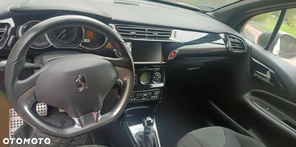 Citroën DS3 1.6 VTi SoChic - 4