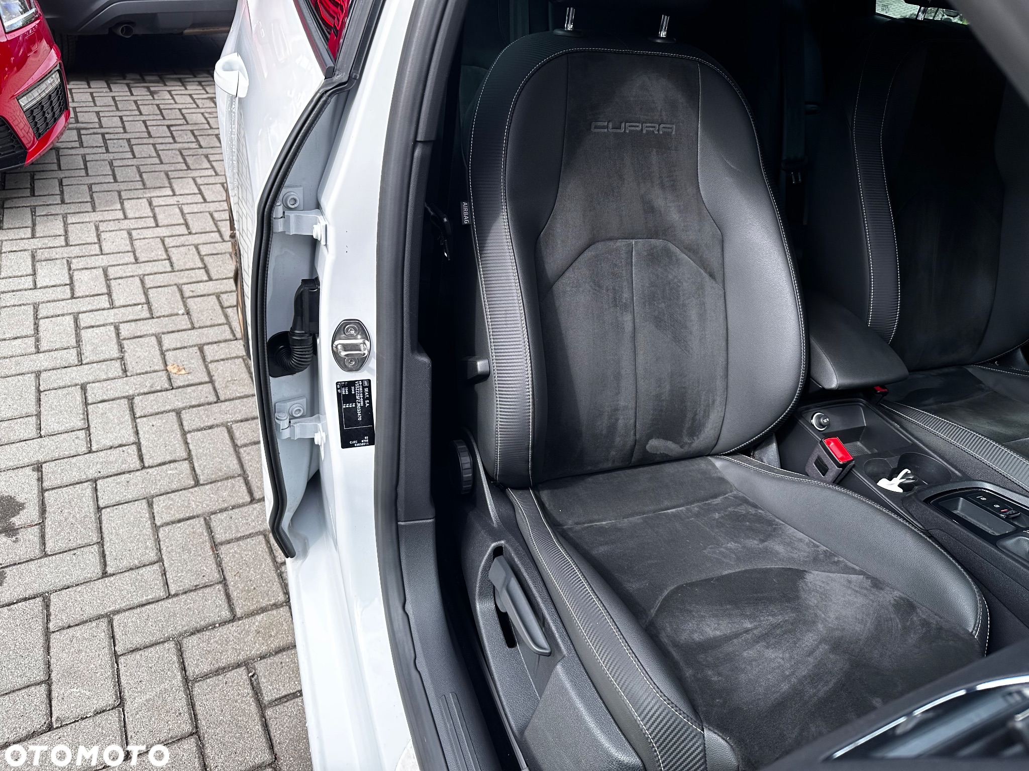 Seat Leon ST 2.0 TSI Start&Stop 4Drive DSG Cupra 300 - 24