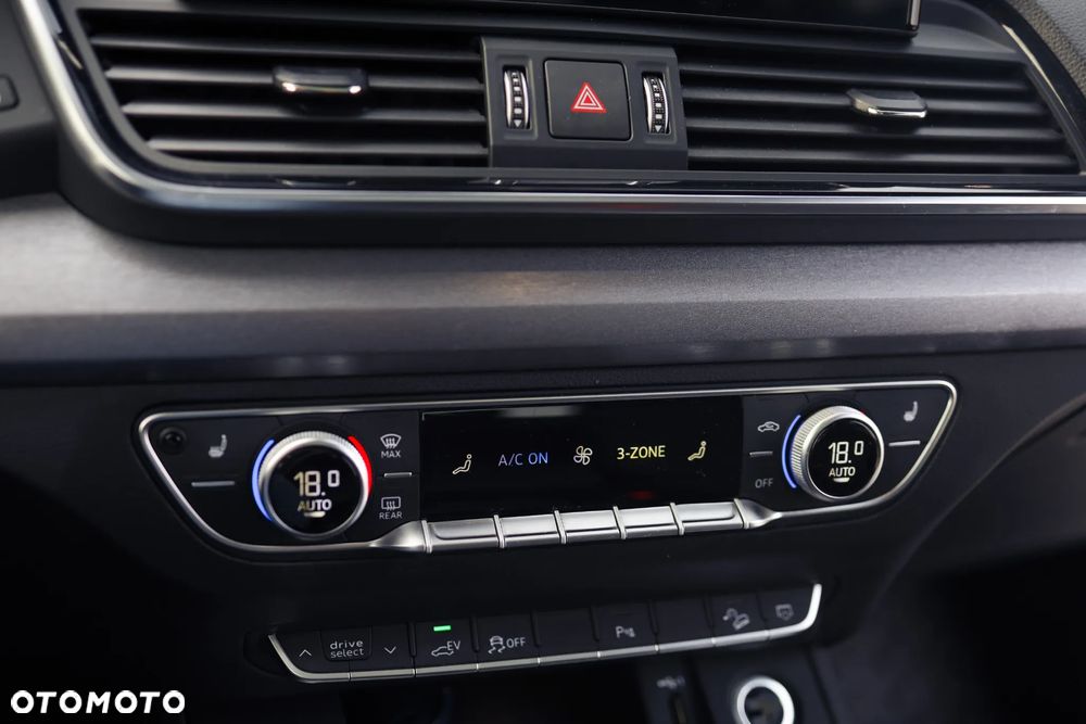 Audi Q5 55 TFSI e Quattro S Line S tronic - 22