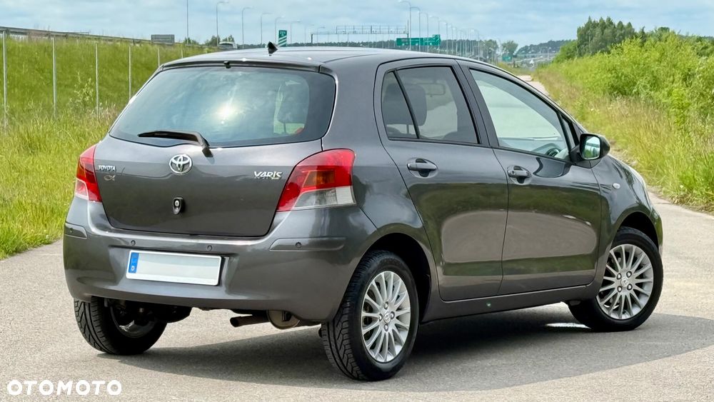 Toyota Yaris 1.33 Prestige - 17