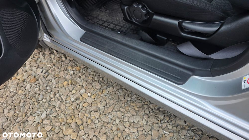 Honda Civic 1.6i ES - 8