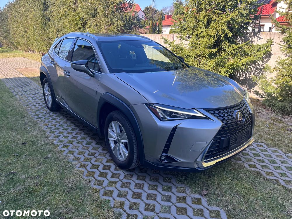 Lexus UX - 1