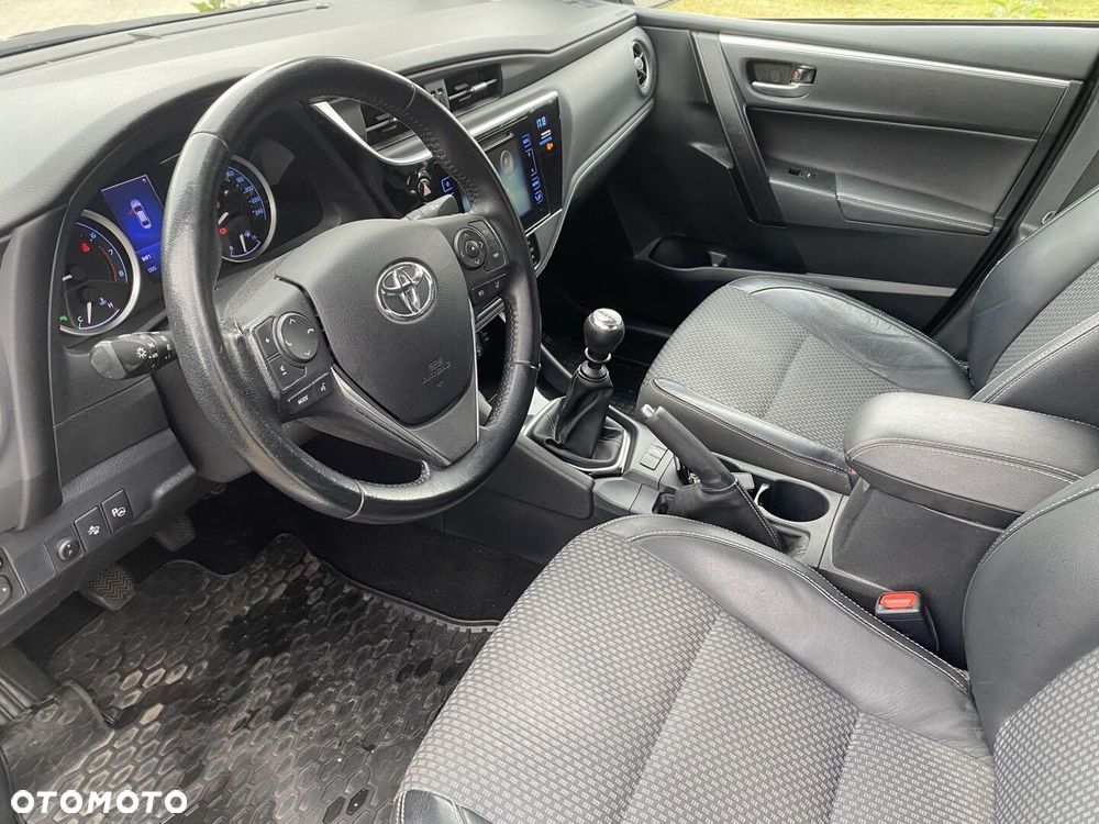 Toyota Corolla 1.6 Prestige EU6 - 5