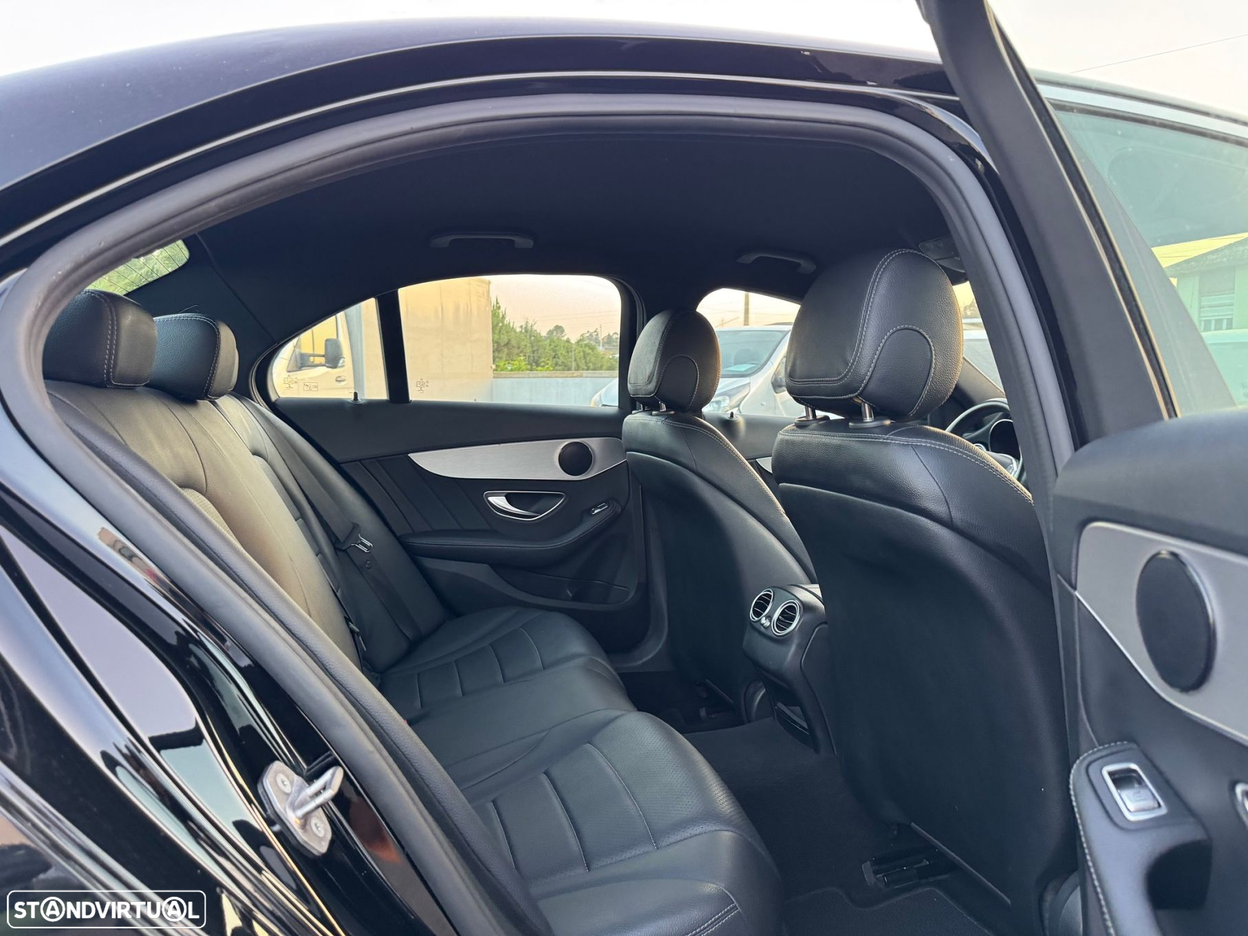 Mercedes-Benz C 180 d AMG Line - 36