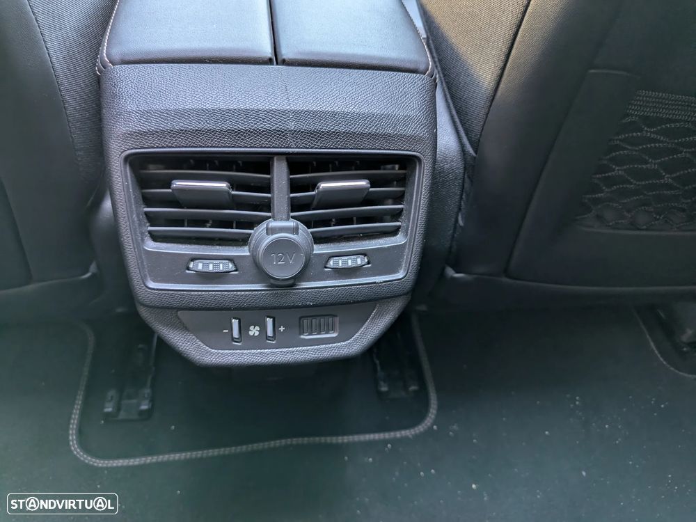 Peugeot 5008 2.0 BlueHDi GT EAT8 - 33