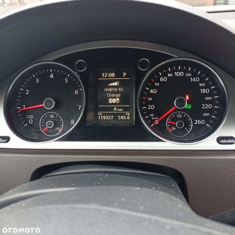 Volkswagen Passat - 5