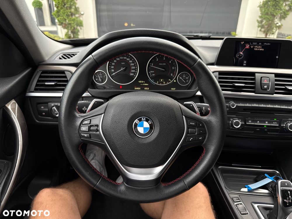 BMW Seria 3 320d Sport Line - 18