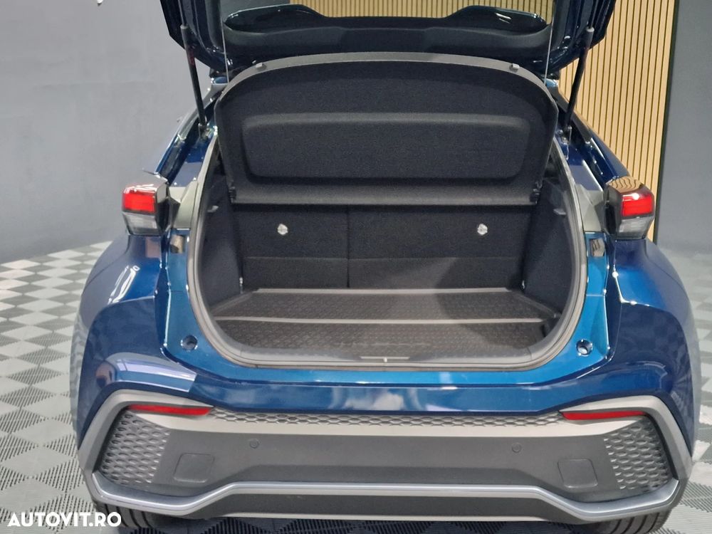 Toyota C-HR - 26