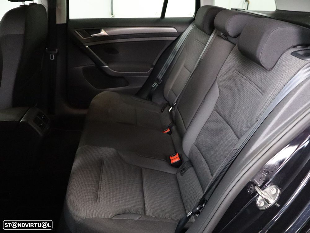 VW Golf Variant 1.6 TDi Confortline - 7