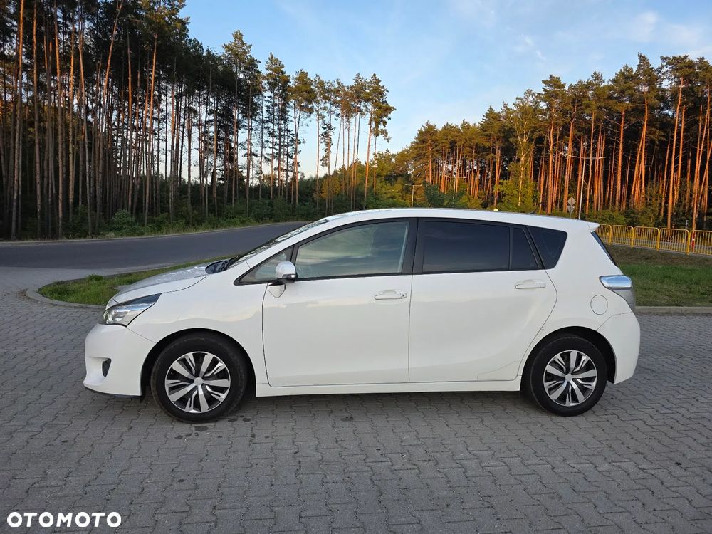 Toyota Verso 1.6 D-4D Active - 3